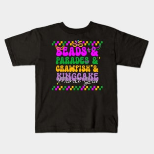 Beads, parades, lobster, and king cake Celebrate Mardi Gras in style Kids T-Shirt